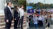/ВИДЕО/ «Образование — это национальный приоритет». К протестующим учителям вышли Тофан, Перчун и Белоус
