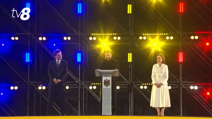 /VIDEO/ Maia Sandu, Nicușor Dan și Volodimir Zelenski, felicitări de Ziua Independenței în PMAN: Liderul de la Kiev, cuvinte și în română