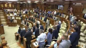/VIDEO/ Minut de reculegere în Parlament după tragedia de la Măgdăcești: Vor fi organizate audieri publice


