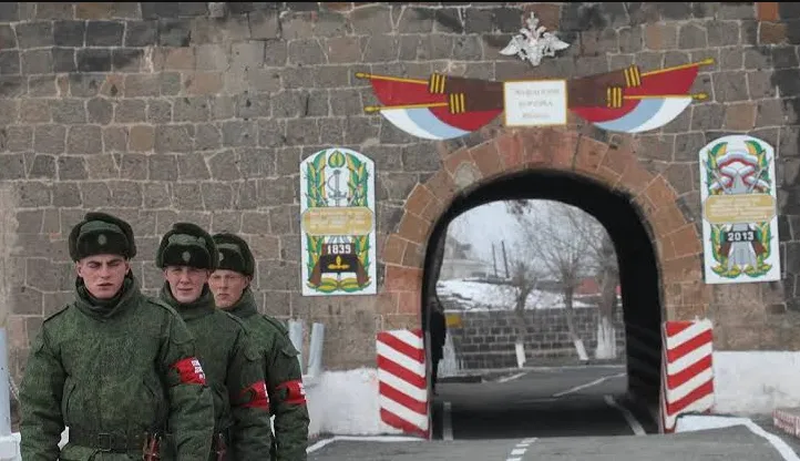 российская военная база в гюмри