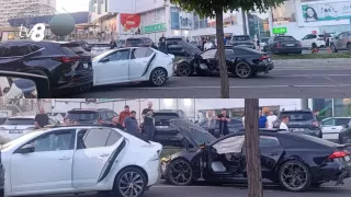/ВИДЕО/ В Кишинёве столкнулись три авто на улице Албишоара: на месте образовались пробки