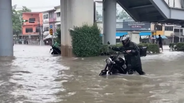 inundatii thailanda