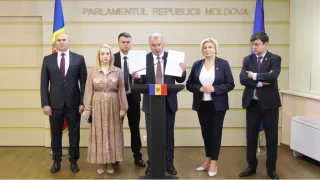 /VIDEO/ Opoziția pornește procedura de suspendare a Maiei Sandu: Ce șanse are inițiativa