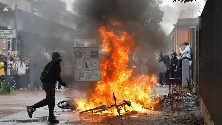 franta proteste