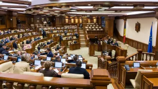 /ВИДЕО/ Закрытое заседание парламента: депутаты разошлись во мнениях о необходимости секретности