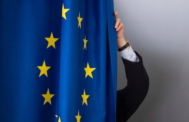 eu700