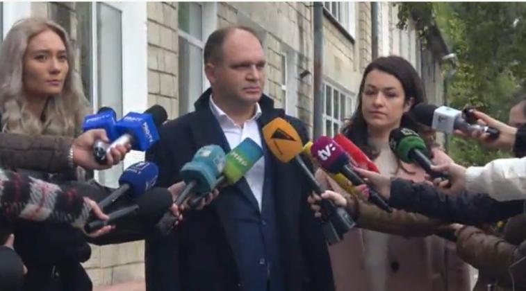 Captură video: Privesc