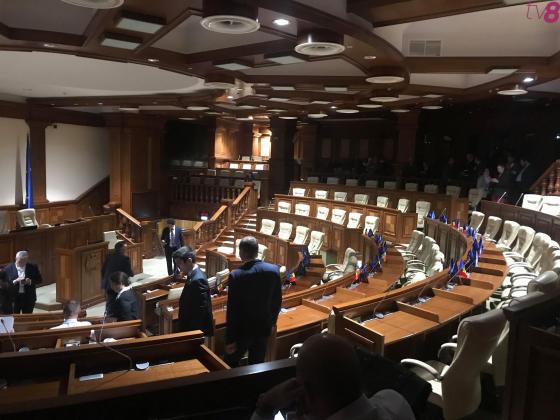 parlament2