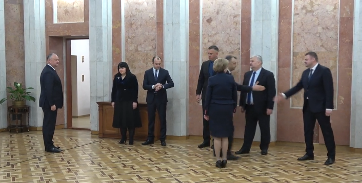 Президент, премьер, спикер парламента и пять новых министров - демократов. Screenshot: privesc