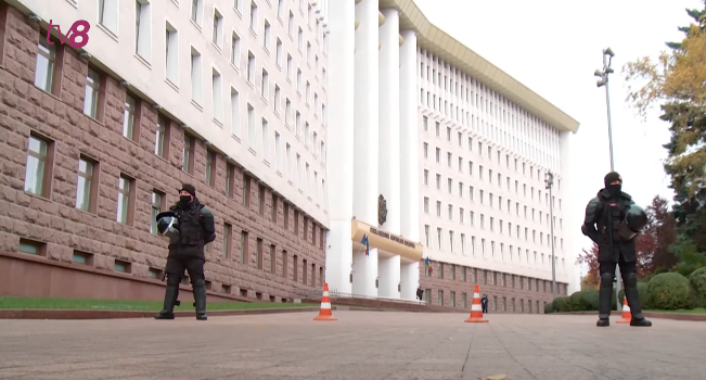 parlament_guard