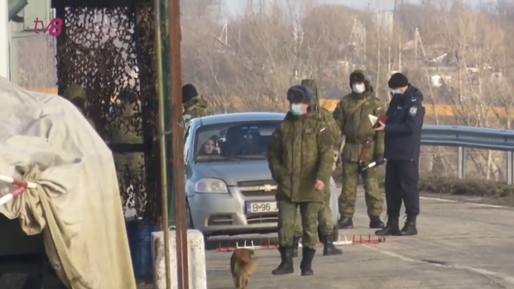 zaderzhali-zhurnalistov-tv8-2-15-screenshot