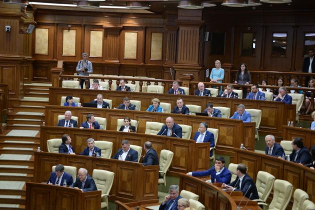 parlament_socialistii