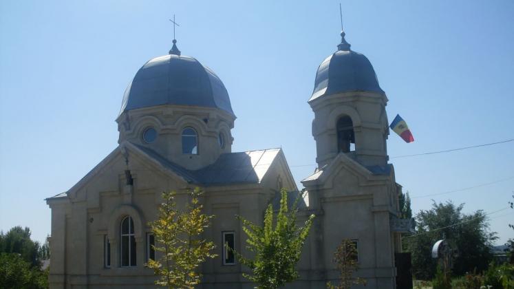 zece-biserici-jefuite-timp-de-o-luna-un-barbat-originar-din-chisinau-este-suspectat-de-comiterea-mai-multor-furturi-164976-1615975858