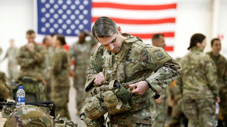 u-s-army-paratroopers-from-the-82nd-airborne-division-prepares-before-departure-from-fort-bragg