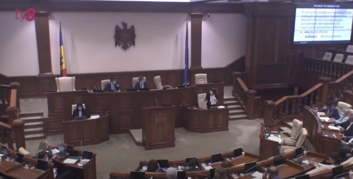 parlament2-2