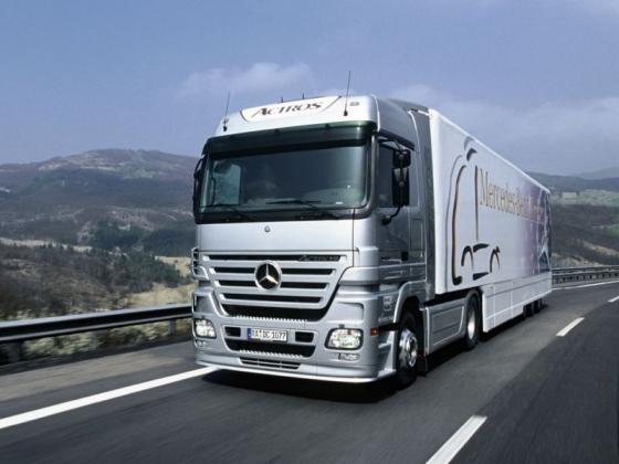 7truck_mercedes2004-actros