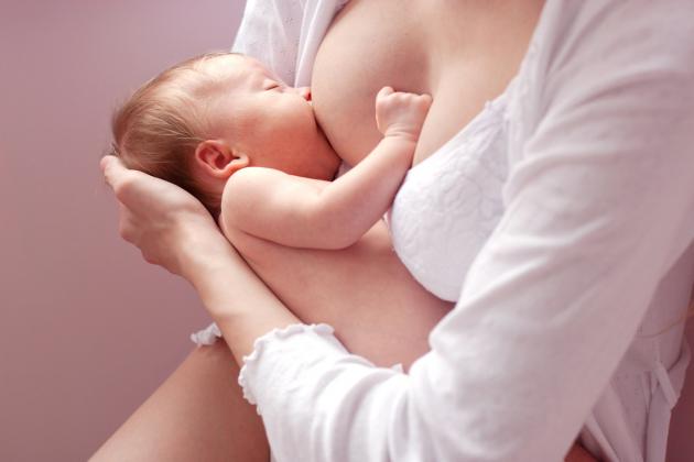 breastfeeding-pregnant