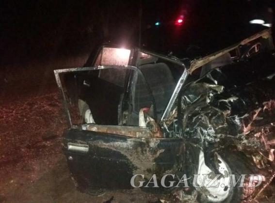 accident-grav-in-ceadar-lunga-trei-persoane-au-murit-iar-al-patrulea-se-zbate-intre-viata-si-moarte-1509188047