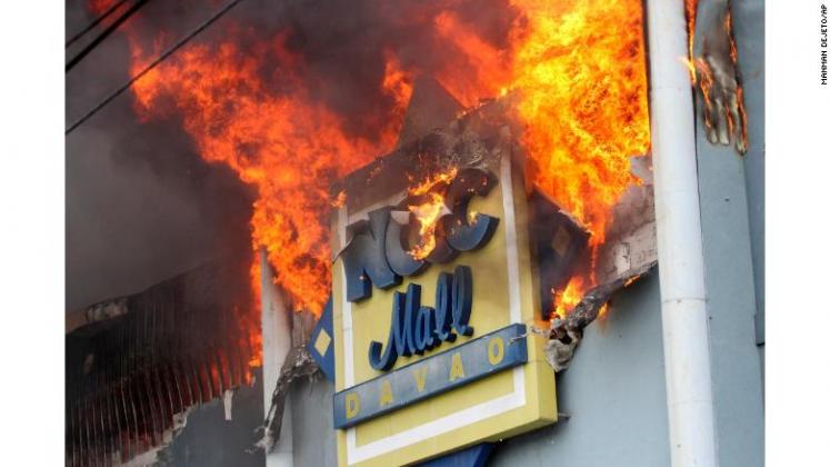 171224131224-01-philippines-mall-fire-1224-exlarge-169