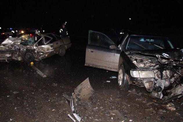 foto-accident-cumplit-la-singerei-preotul-din-satul-copaceni-si-sotia-sa-au-decedat-dupa-ce-un-automobil-a-lovit-masina-in-care-se-aflau-1513235395