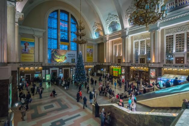 kiev-train-station-11012017-136