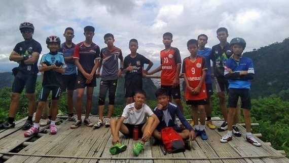 aefst3k9wgcsey7vrw-fsq-article