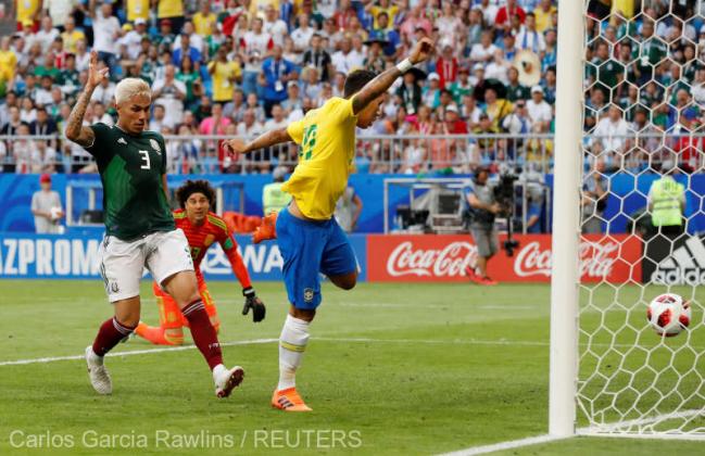 Soccer Football - World Cup - Round of 16 - Brazil vs Mexico - Samara Arena, Samara, Russia - July 2, 2018 Brazil's Roberto Firmino scores their second goal REUTERS/Carlos Garcia Rawlins