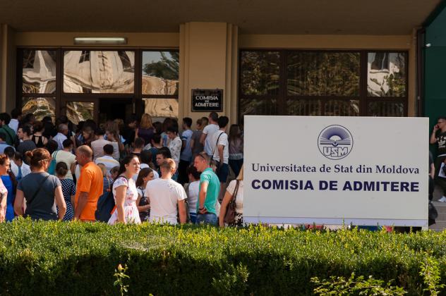 universitate-comisia-de-admitere-4