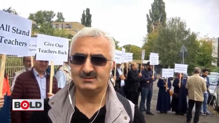 turcu-protesteaza-920x517