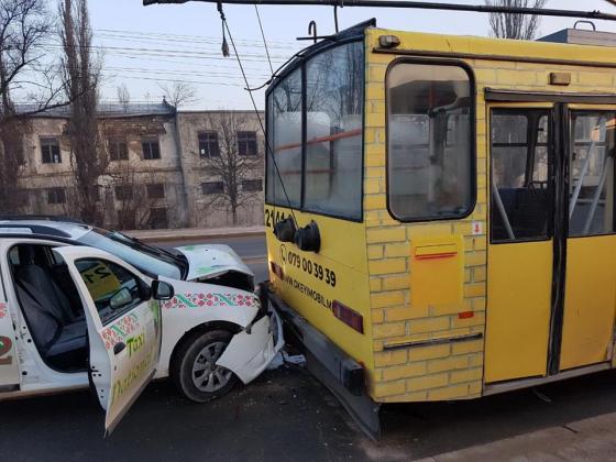 accident-troleu2