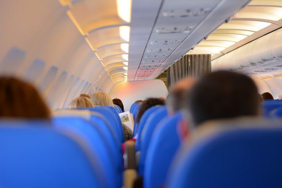 passengers-519008-960-720