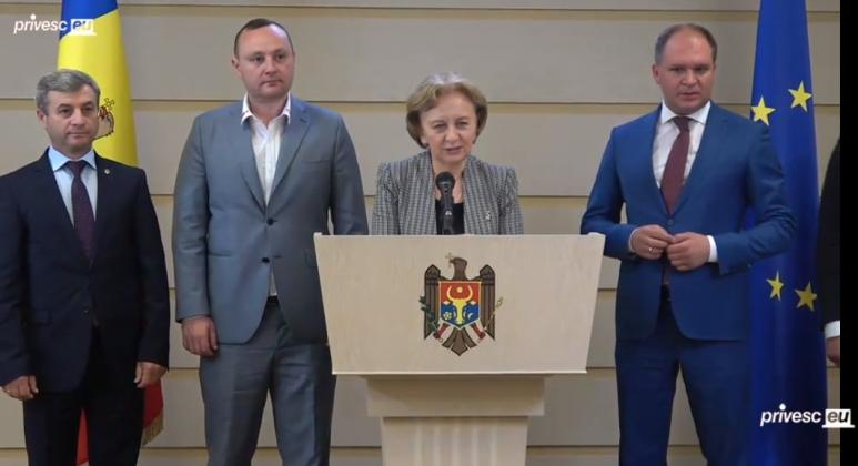 Captură simbol: Privesc