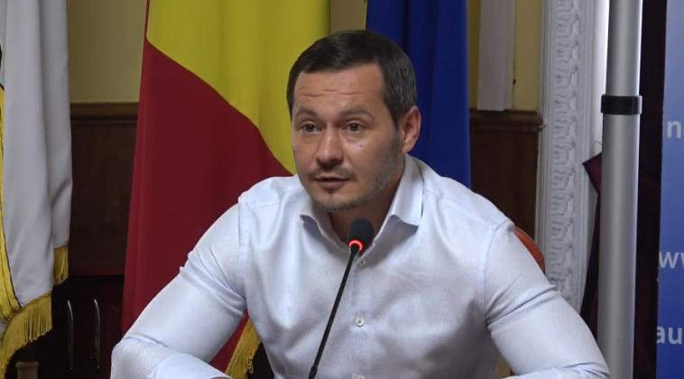 Captură video: Privesc