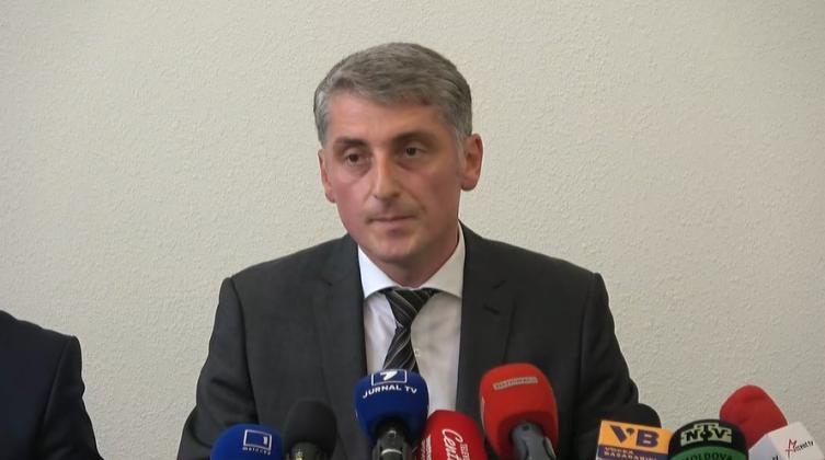 Captură: Privesc