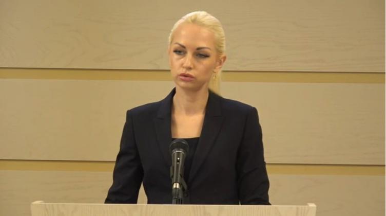 Captură video: Privesc
