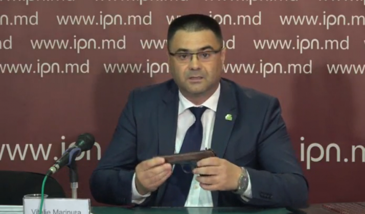 Captură video: 
privesc