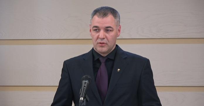captură video
privesc