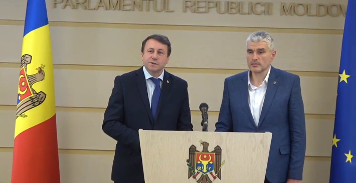 captură video
privesc