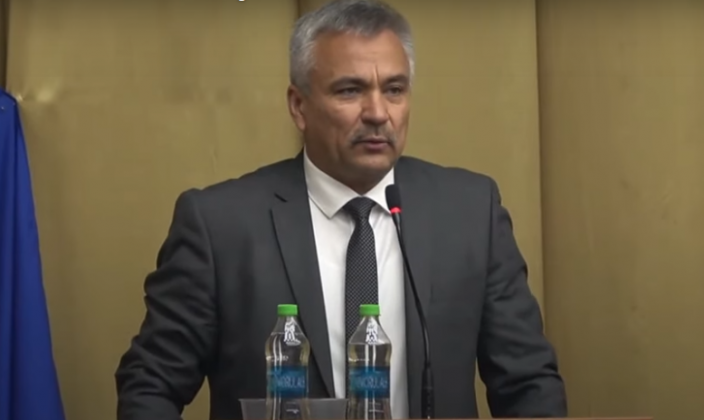 captură video
privesc