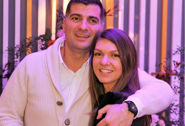 Foot: Simona Halep