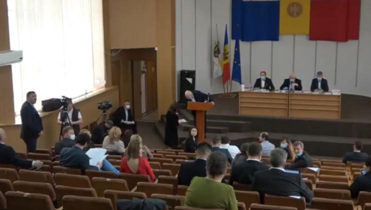 Captură: Privesc