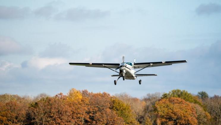 avion-28