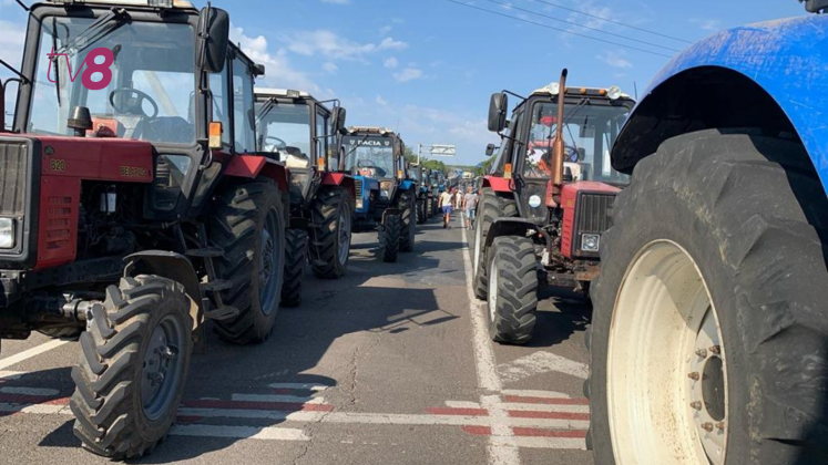 fermier-tractor-agricultor-4