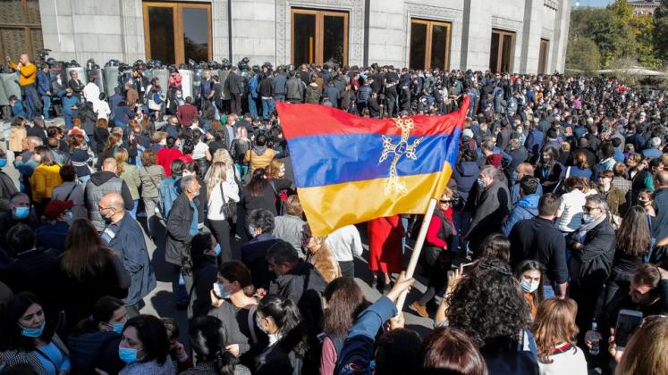 91998_arm201111armeniaprotestap_1605093166364