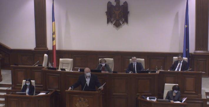 parlament-18