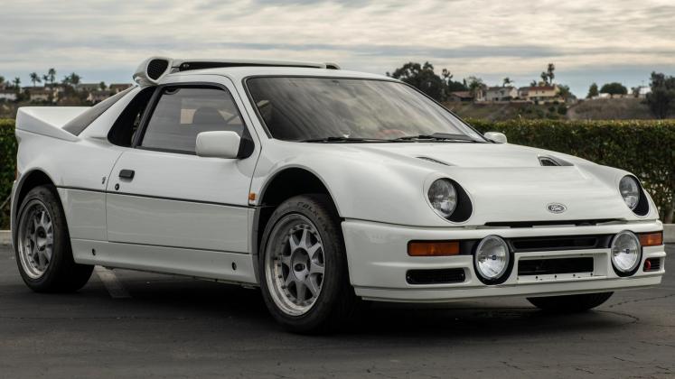 FOTO: bringatrailer