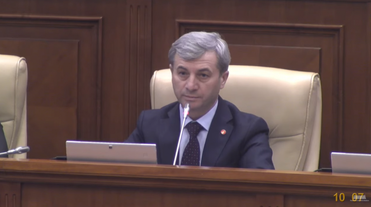 Sursa: captură/ Privesc
