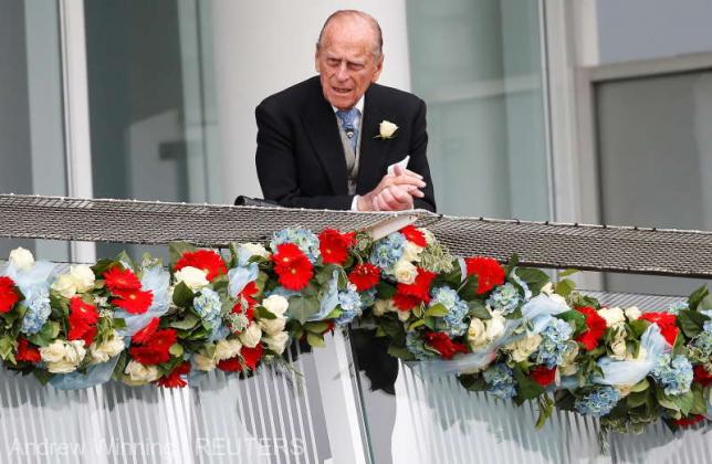 FILE PHOTO: Britain's Prince Philip, Duke of Edinburgh attends the Epsom Derby in Epsom, south of London, June 1, 2013. REUTERS/Andrew Winning/File Photo
