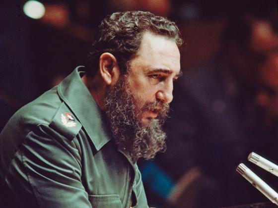 Foto: FIdel Castro

Sursa: cdn.britannica