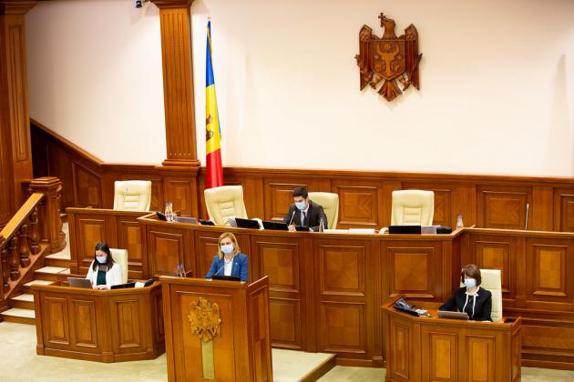 Sursa: multimedia.parlament